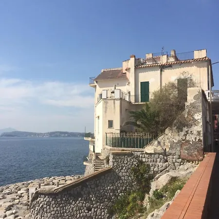 Frühstückspension The Reef House Pozzuoli